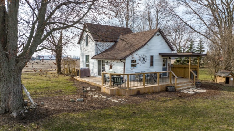 2374 CHURCHILL LINE  Oliver Stephens United Country Real Estate Great West Realty Inc.